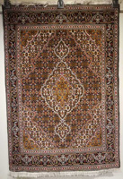 Traditional Persian Tabriz Mahi Rug